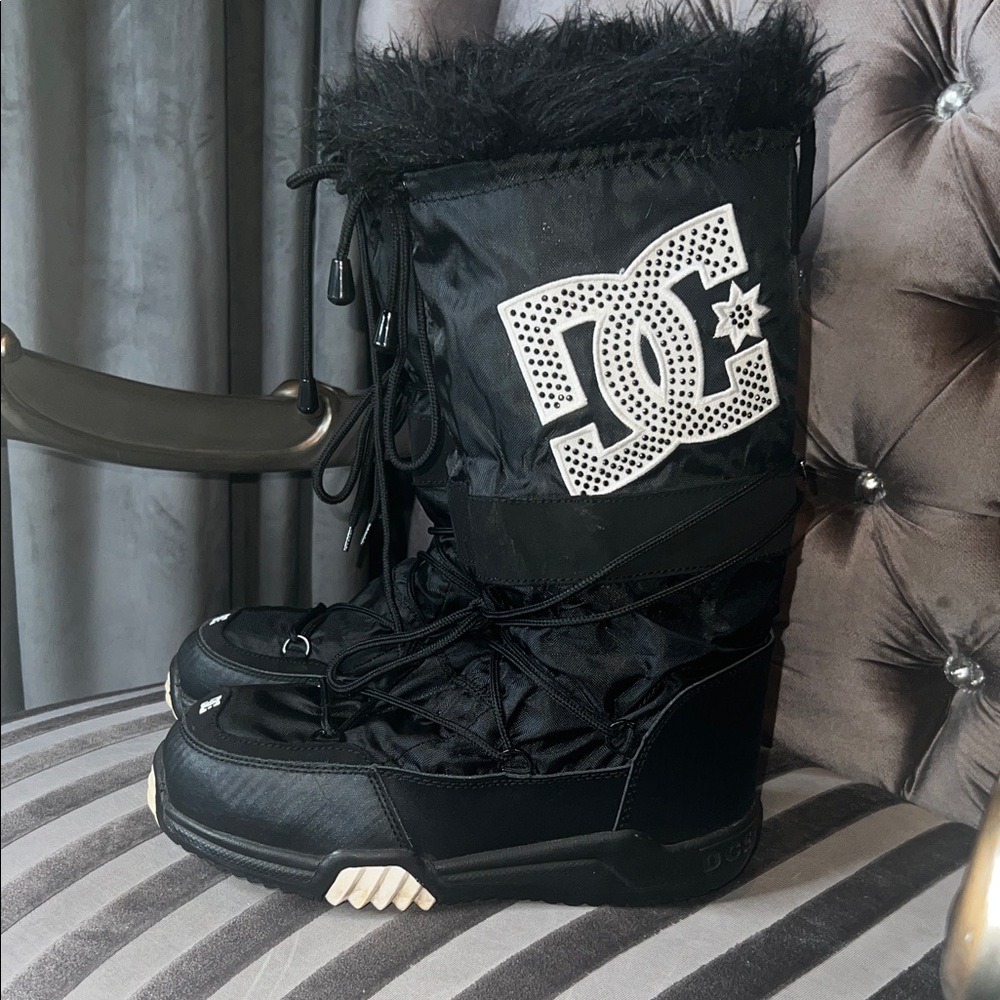 💎🖤🤍 DC Women's Black Winter Boots with Fur Trim